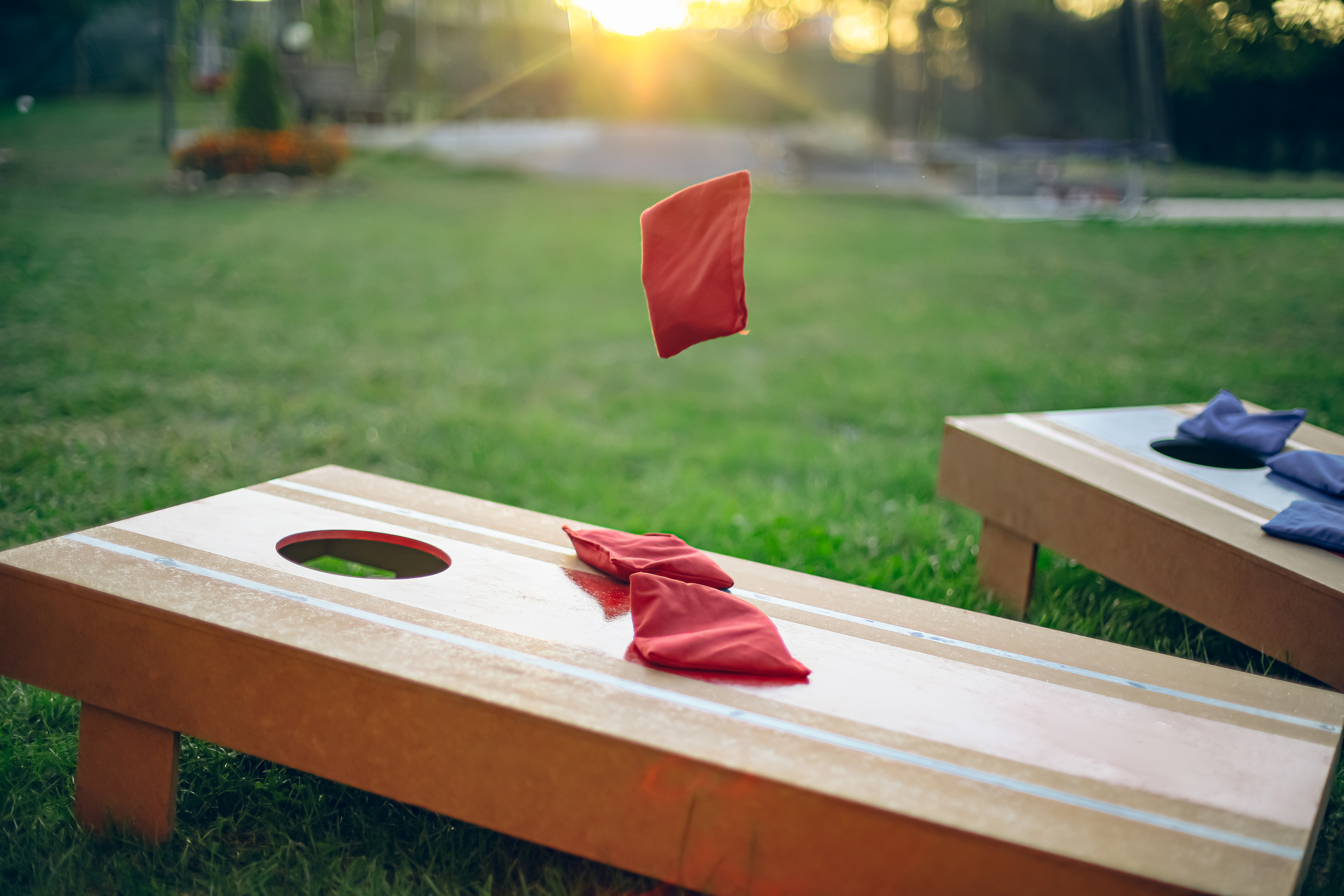 Cornhole game