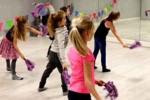 Dansende kinderen
