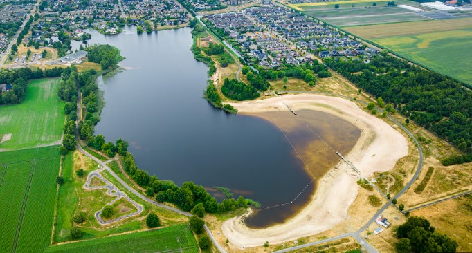 Kiosk de Kioter bij de Kotermeer - Dedemsvaart