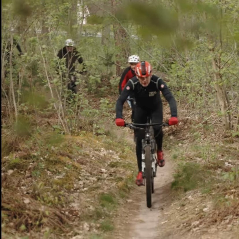 Mountainbikers op de MTB route Hardenberg