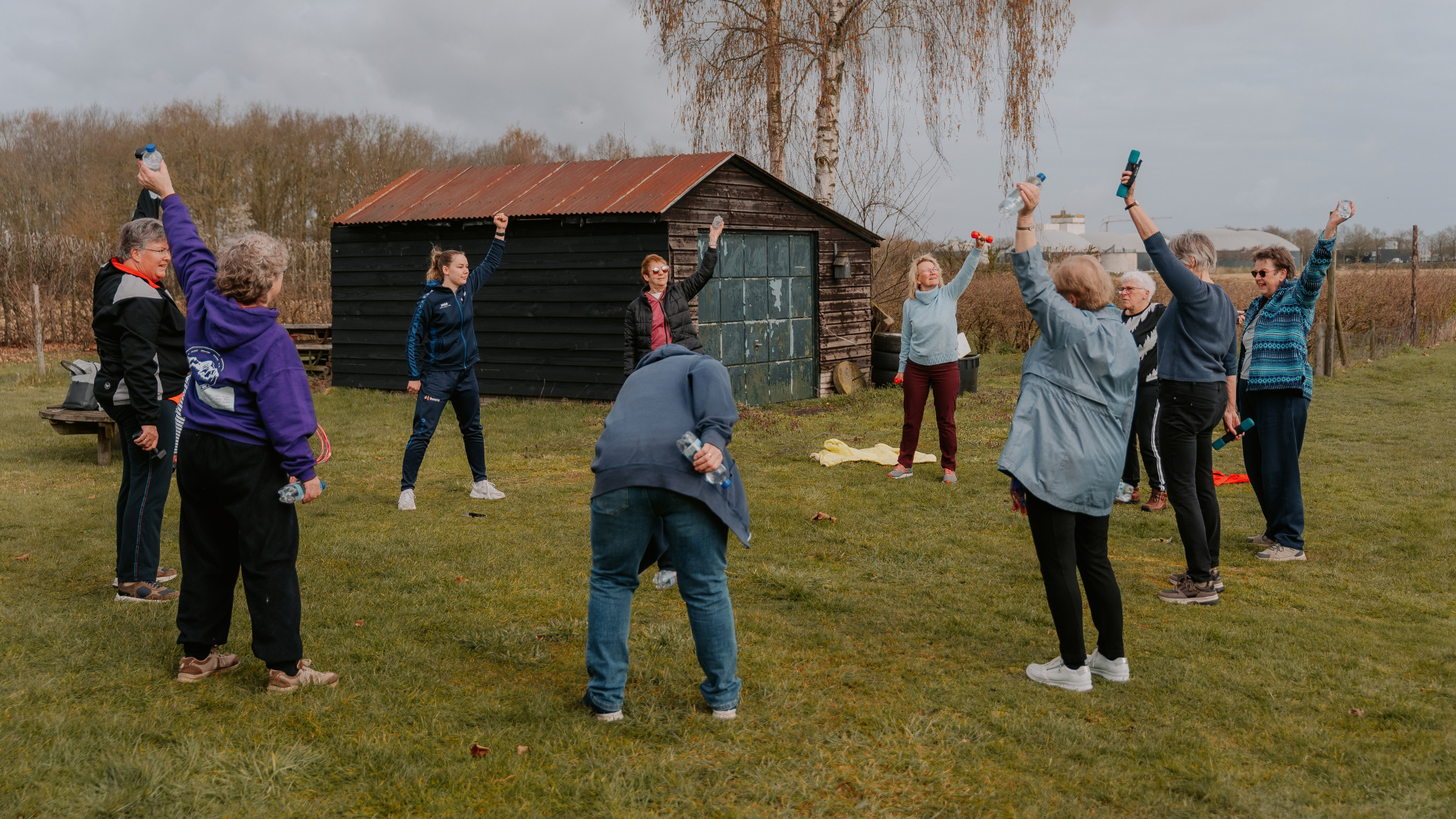 Foto van bewegende 50-plussers vanuit Vitality Club Brucht