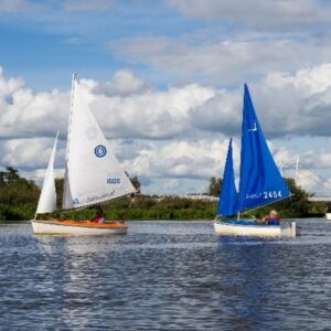Twee zeilboten Watersportvereniging Hardenberg